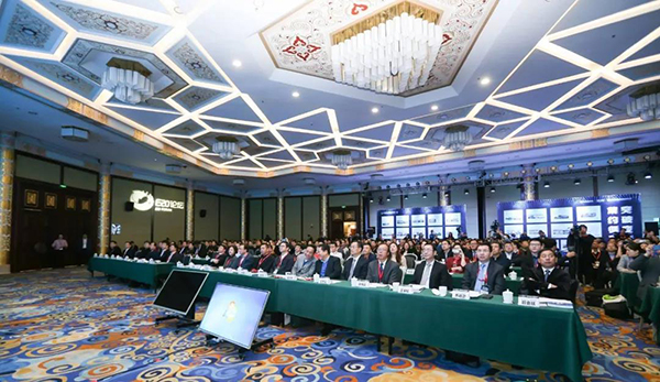 6008集团获评“2018年度固废行业最具影响力企业”，党委书记、总裁乔德卫出席固废战术论坛并颁发宗旨演讲